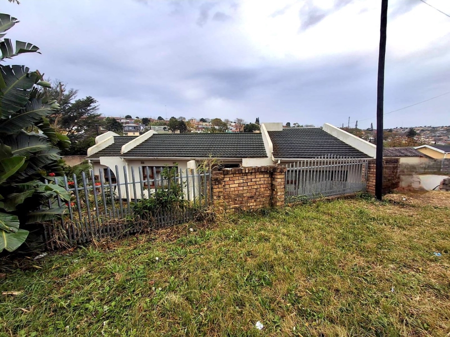 5 Bedroom Property for Sale in Mdantsane Eastern Cape